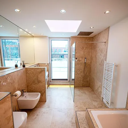 Work & Penthouse In Apartament Ahrensburg